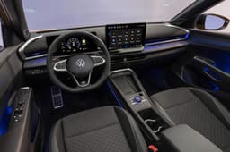 2025 Volkswagen T-Roc interior 